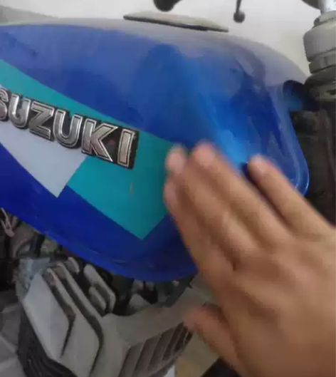 闲置多年，98年的豪爵100摩托车，都是原...