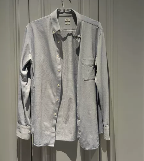 付邮费免费送 优衣库男士衬衫 感兴趣的话点...