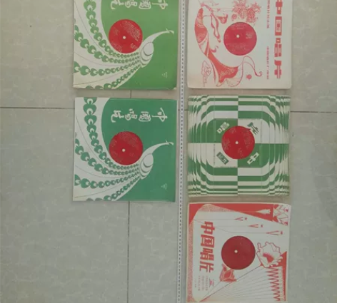 早期80年代大尺寸的老唱片链接（一）全部通...