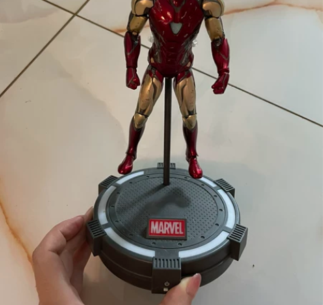 钢铁侠闲置玩具摆件，手办 感兴趣的话点“我...