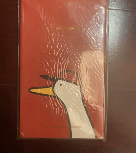 鸭子可爱红色喜庆笔记本日记本全新2020行...