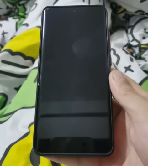 出个人自用小米12一台，全新一代骁龙8g处...