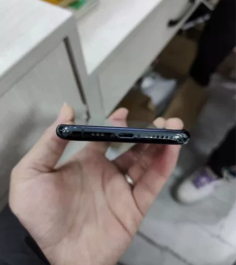 11pro 256成色靓纯原 85功能正常...