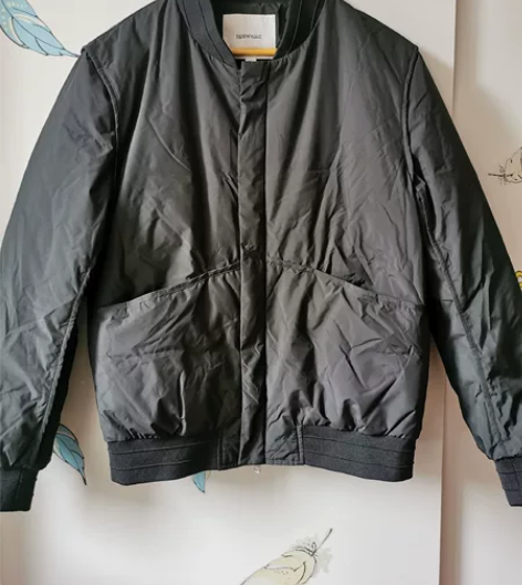 马克华菲男士羽绒服，175码 95新，穿一...
