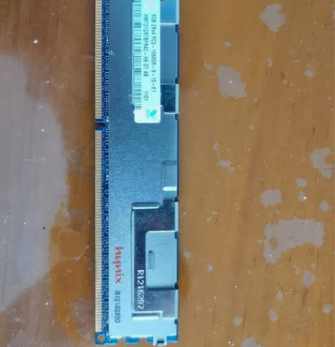 内存条 8GB 能正常使用 感兴趣的话点“...