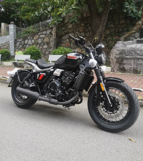 长江700 BobbieⅡ两轮复古摩托车 ...