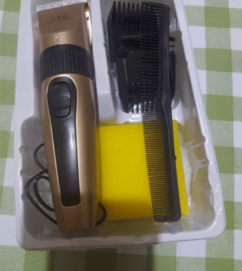 出一个理发器 感兴趣的话点“我想要”和我私...