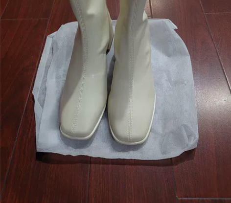 欧诗漫女鞋单鞋软皮 全新，全新，全新！奶白...