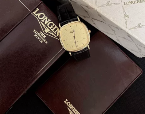 浪琴金色磨砂方盘黑针黑鳄鱼纹皮带石英手表3...