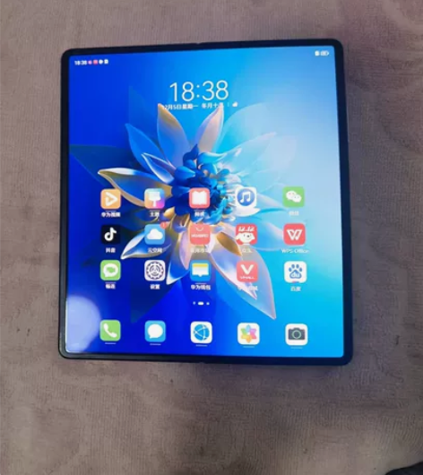 9.999成新华为 mate x2 典藏版...