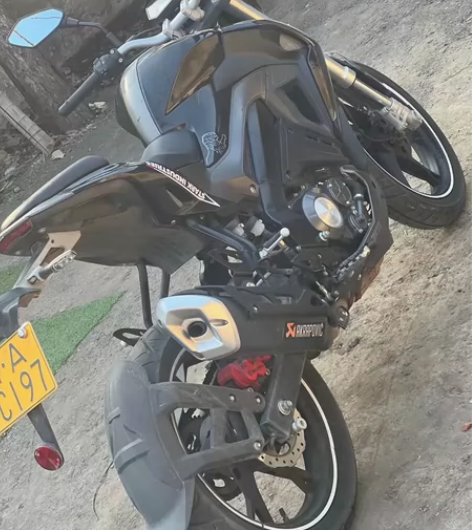 18年贝纳利小迅龙150手续齐全随时提档过...