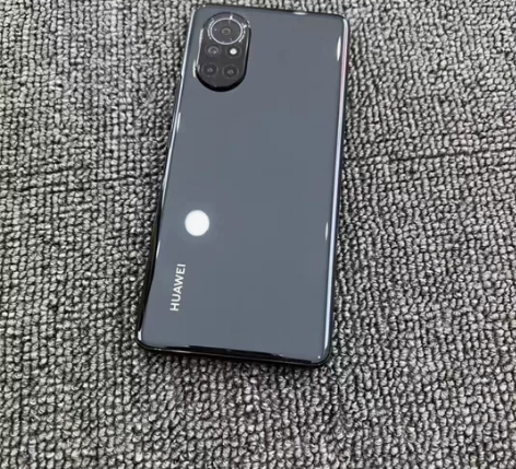 华为nove8  99新 128g正品靓机...