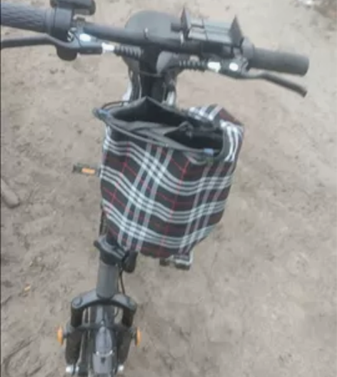 出手一辆电动自行车，英国品牌普莱德电动自行...