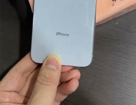 自用的iPhoneX大学的时候在大商的国美...