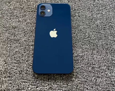 出女生自用iPhone 12 128g 换...