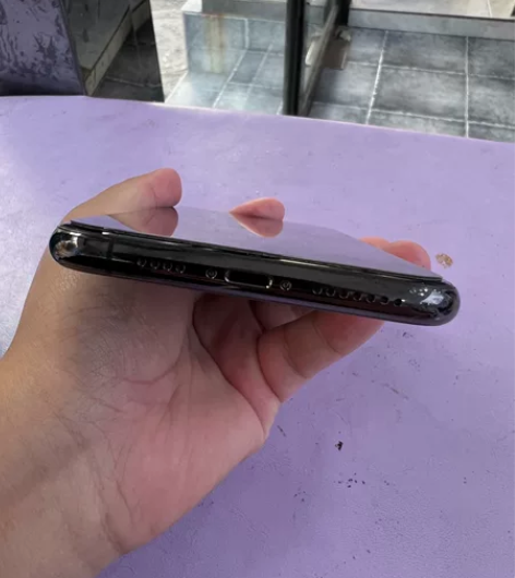 11pro Max 美版 全原无拆修。64g 感兴趣的话点“...