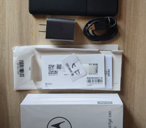 摩托罗拉motorola edge s30...