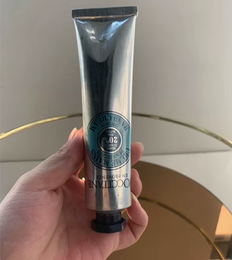 出一个75ml 的欧舒丹护手霜乳木果户手霜...
