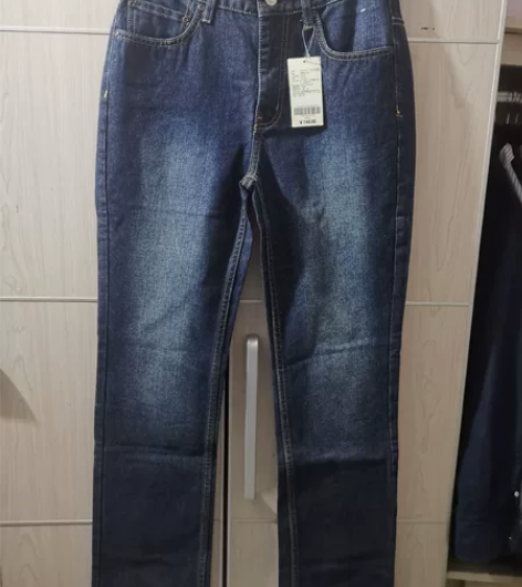 全新秋冬款真维斯牛仔裤，男女可穿，30码 ...