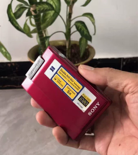 日本索尼高端卡片数码相机。 SONY DS...