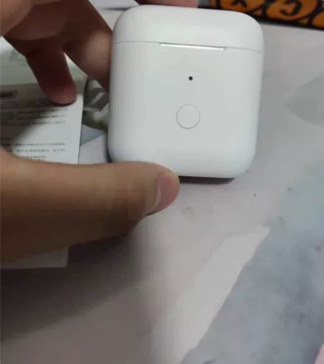 QCY蓝牙耳机，去年买的，前段时间不小心放...