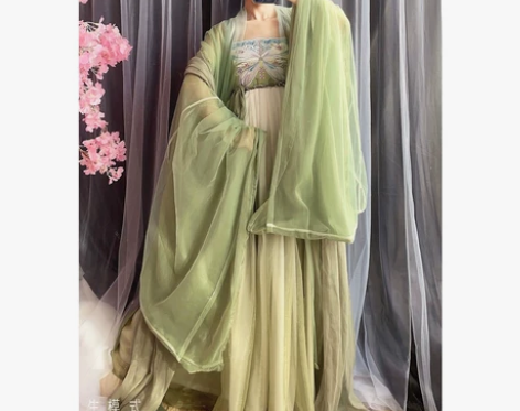 实物超美，有破损 玉术家的一人一半邮费玉术...