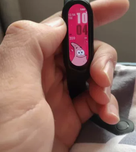 小米手环6，标准版，95新，换新出旧了。充...