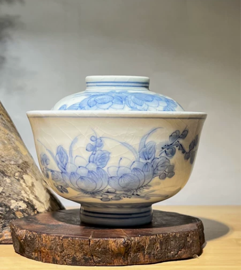 日瓷青花茶碗,盖碗,手绘,釉下彩绘,冰裂开...