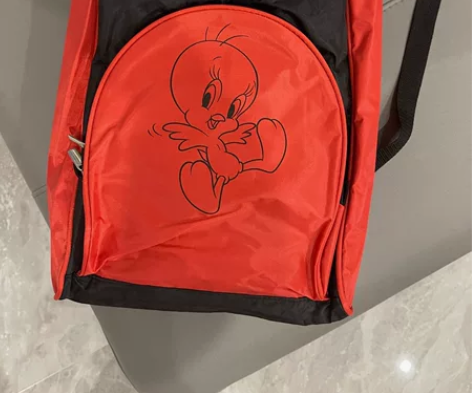 双肩包背包旅行包书包 类似尼龙材质较硬挺防...