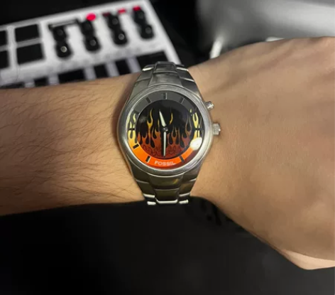 fossil化石限量手表(不急着卖,有兴趣...