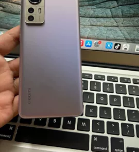 小米12 98新无拆无修，不习惯小屏换机。...