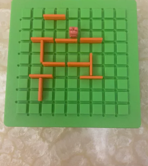 兔子围城，步步为营，儿童益智玩具，八成新，...