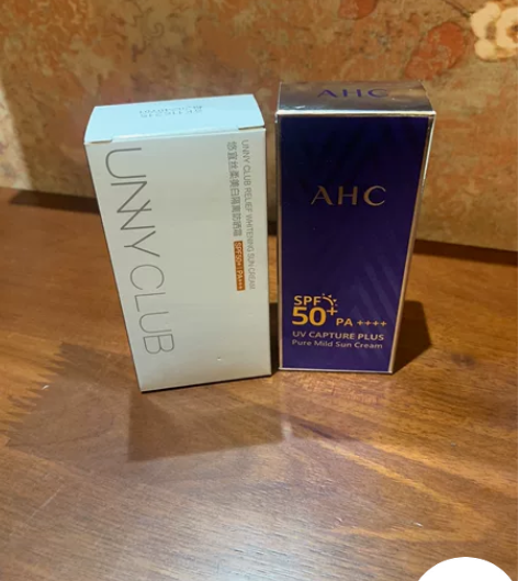 还有两个防晒,40一个. 60两个,护肤品...