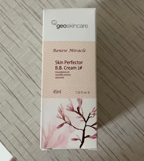 纽西之谜隔离2号色。全新。35包邮 感兴趣...