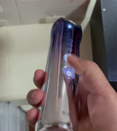 雅萌ace pro美容仪，还有大半瓶凝胶没...