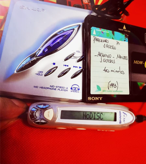 夏普MD ST800，带线控，杜比立体声，...