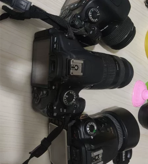 单反相机550D.600D.D90三个，打...