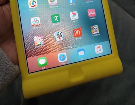 iPad mini正常使用，成色还不错，功...