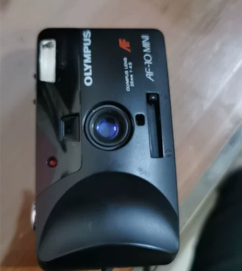 奥林帕斯相机，使用没问题，成色自定义图片是...