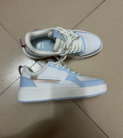 安踏奶盖鞋,35.5码,穿了两三次,鞋子比...