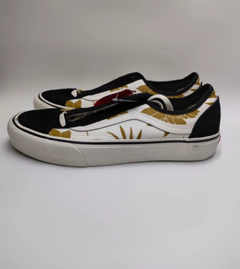 vans 42码板鞋运动鞋休闲鞋 全新无鞋...