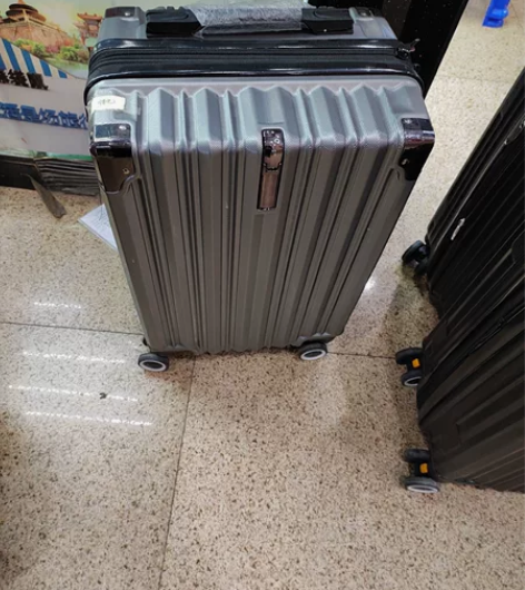 20寸加高防爆拉链拉杆箱处理，138481...