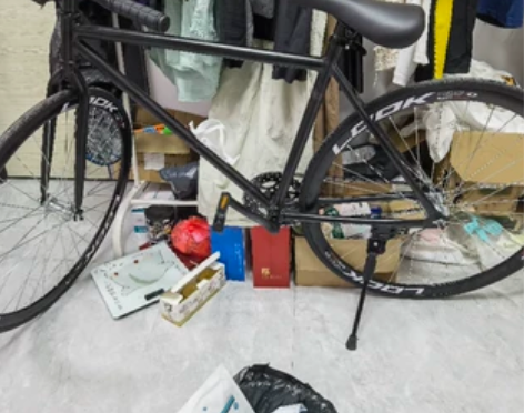 死飞倒刹自行车 转手，没骑几次，平路骑可以...