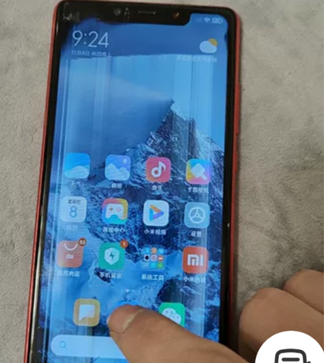 小米8se  6+64  屏幕摔碎了，无拆...