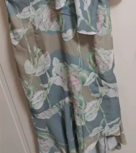 沙滩裙女2022新款修身露肩吊带性感雪纺连...