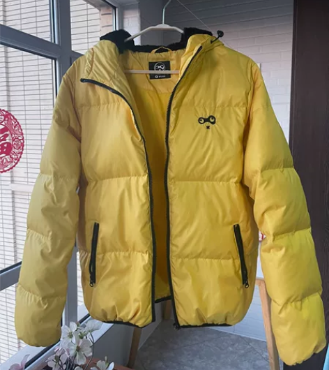 男士羽绒服 纯羽绒 质量很好 充绒量也很足...