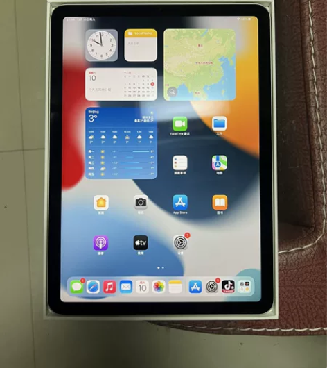带盒子一起出，iPad air4国行WiF...