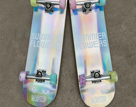 DBH滑板夏花镭射板3.2配置升级56果冻...