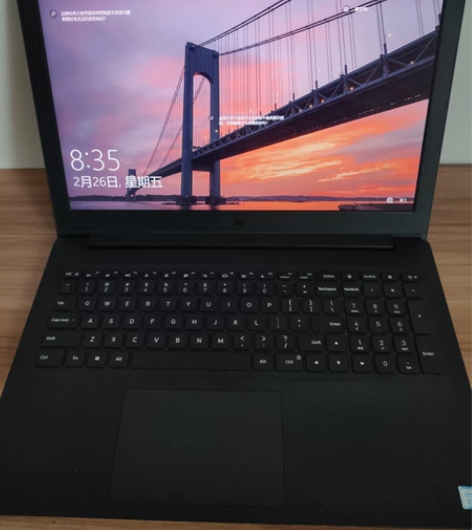 小米15.6寸，I7-8550U处理器，1...