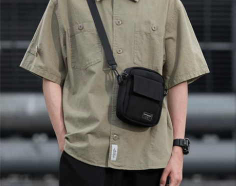 男士单肩斜挎包迷你潮牌ins小挂包小挎包斜...